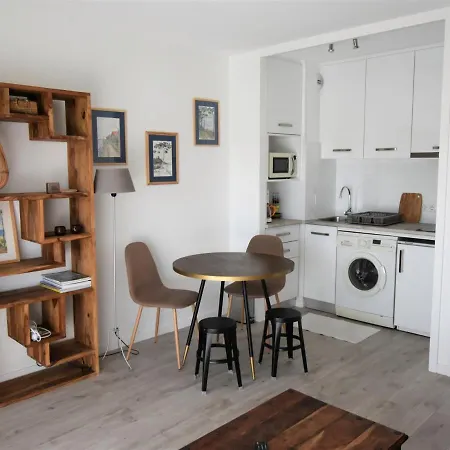 A Arcachon: Acces Plage, Balcon, Parking - Fr-1-420-78